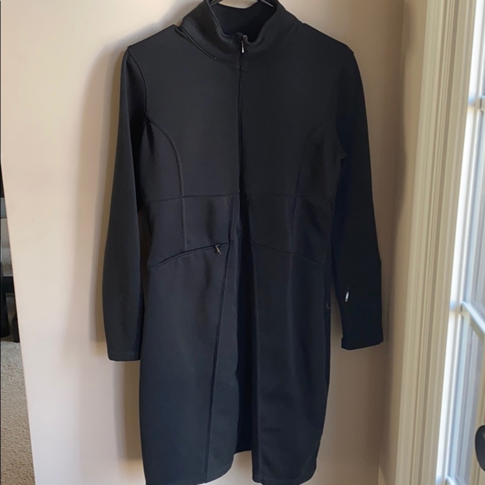 Athleta winter dress size M